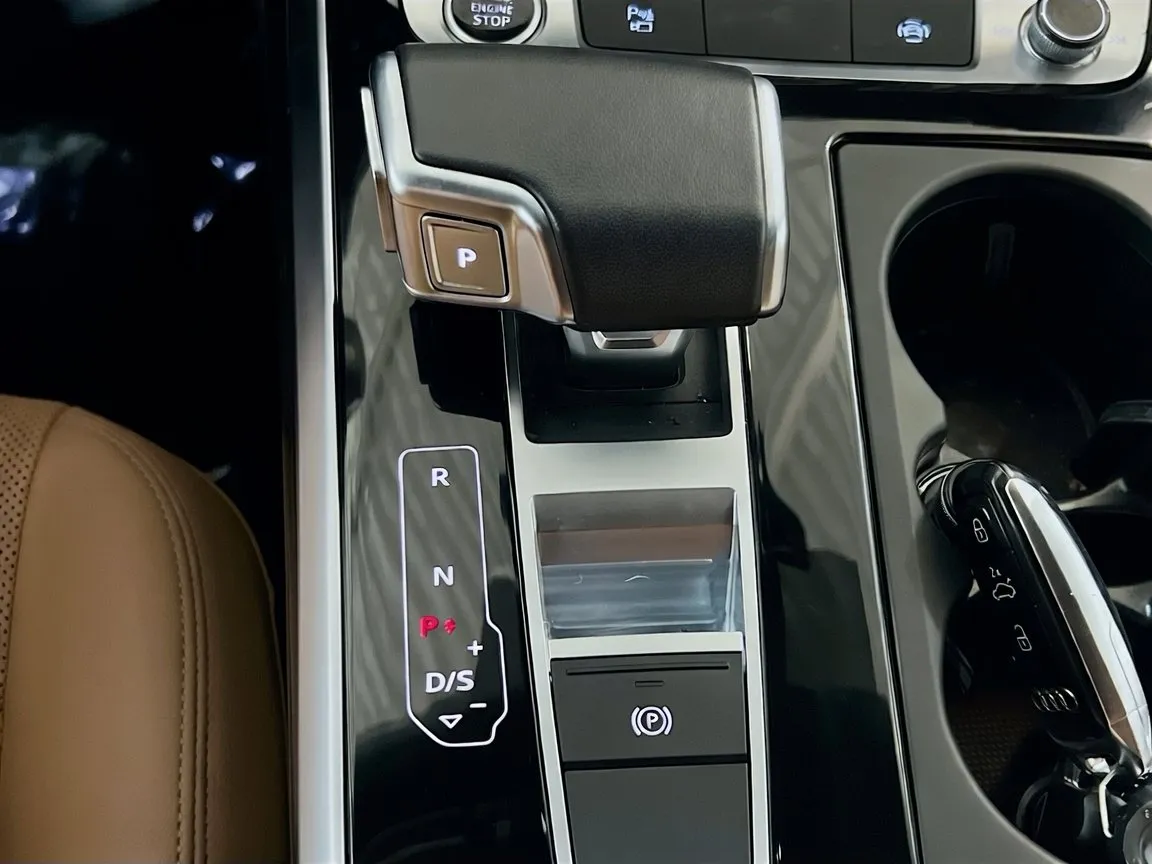 2023 Audi Q7 Premium Plus - Photo 13