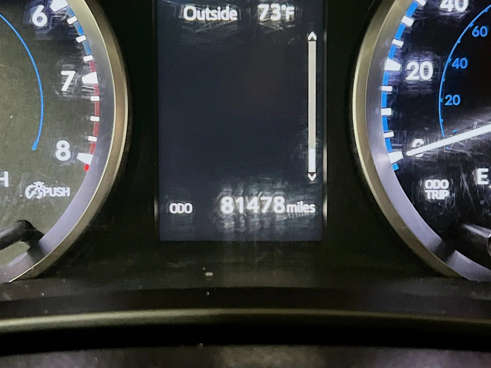2017 Toyota Highlander LE - Photo 8