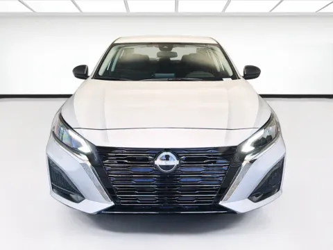 Photos of 2025 Nissan Altima SV for sale in Chandler, AZ at STG Chandler
