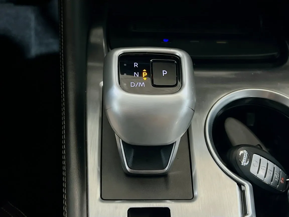 Nissan Rogue photo 12