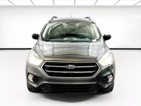 Photos of 2019 Ford Escape SE for sale in Chandler, AZ at STG Chandler