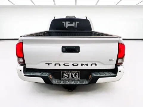 More photos of 2018 Toyota Tacoma TRD Off-Road at STG Chandler, AZ