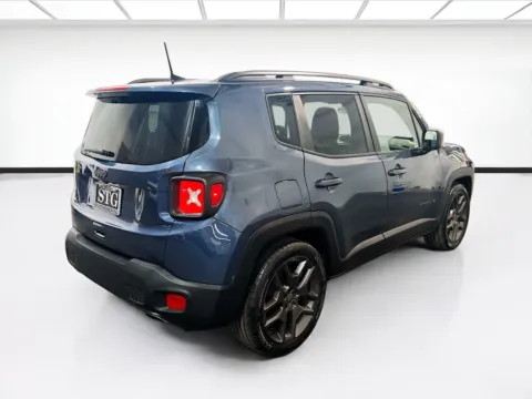More photos of 2021 Jeep Renegade Latitude at STG Chandler, AZ