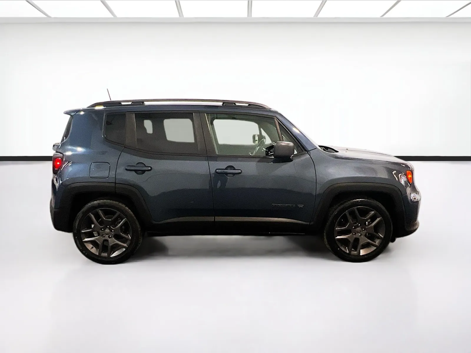 2021 Jeep Renegade 80TH Edition - Photo 23