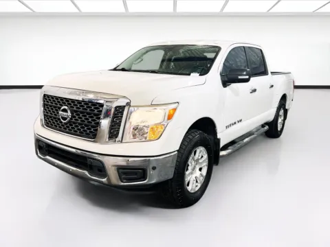 White 2018 Nissan Titan SV for sale in Chandler, AZ