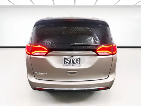 More photos of 2017 Chrysler Pacifica Touring-L Plus at STG Chandler, AZ