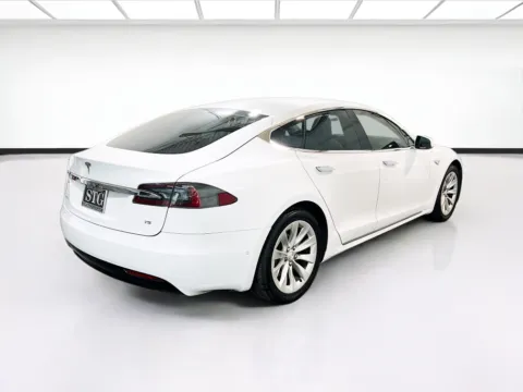 More photos of 2016 Tesla Model S 75 at STG Chandler, AZ