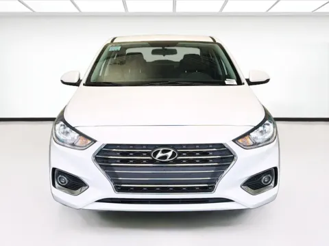 Photos of 2022 Hyundai Accent SEL for sale in Chandler, AZ at STG Chandler