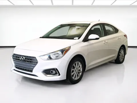 White 2022 Hyundai Accent SEL for sale in Chandler, AZ