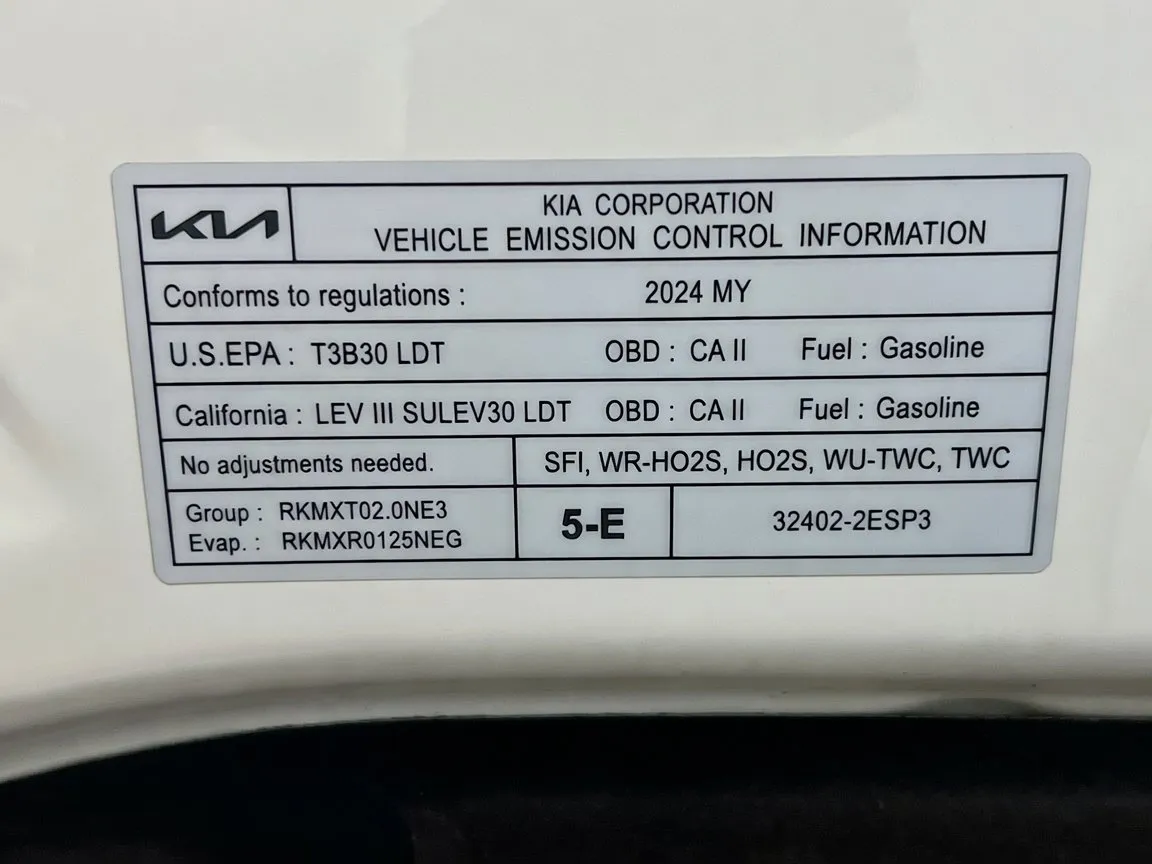 2024 Kia Seltos S - Photo 22