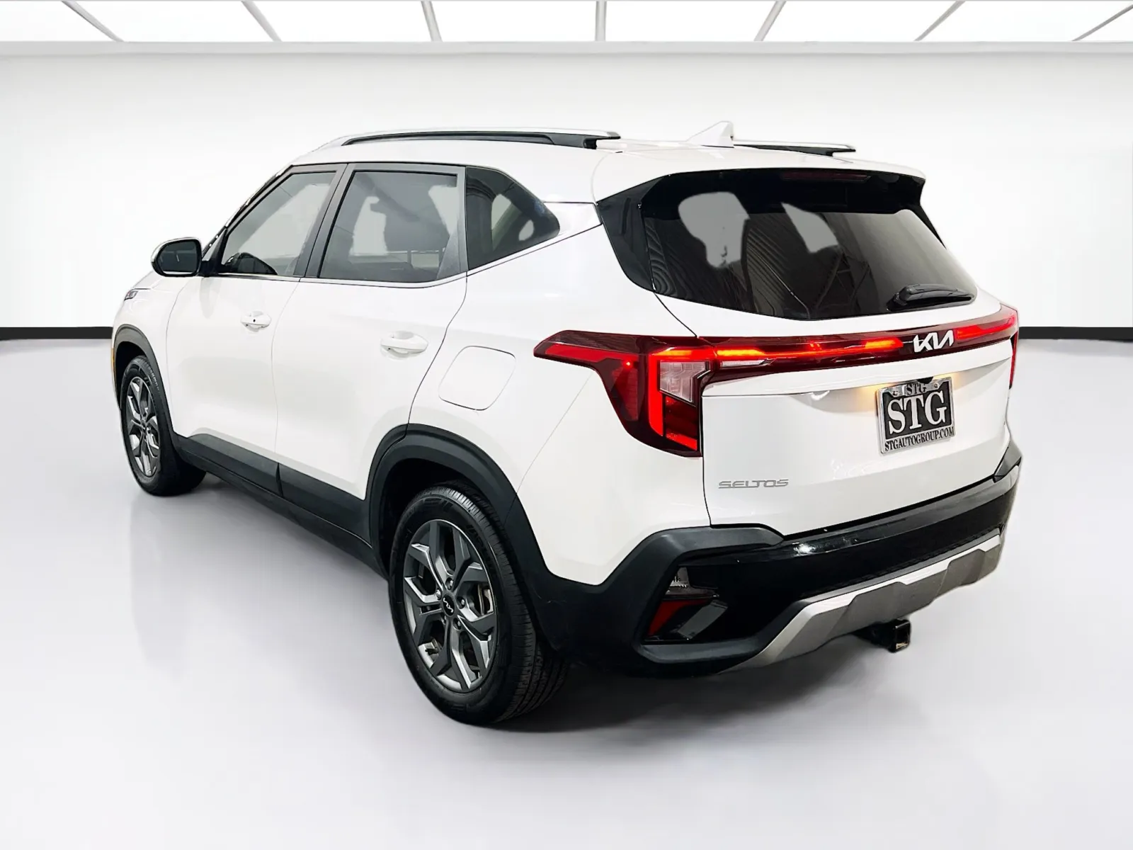 2024 Kia Seltos S - Photo 6