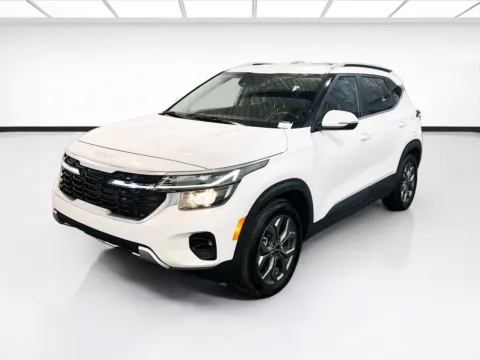 White 2024 Kia Seltos S for sale in Chandler, AZ