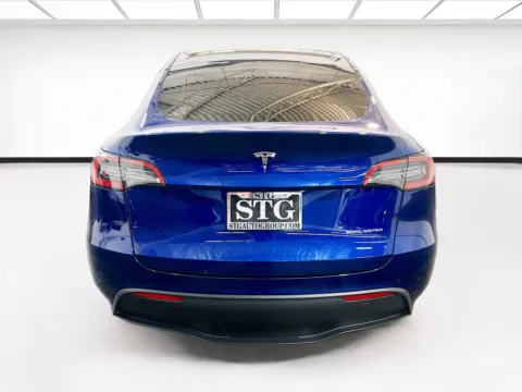 More photos of 2022 Tesla Model Y Long Range at STG Chandler, AZ