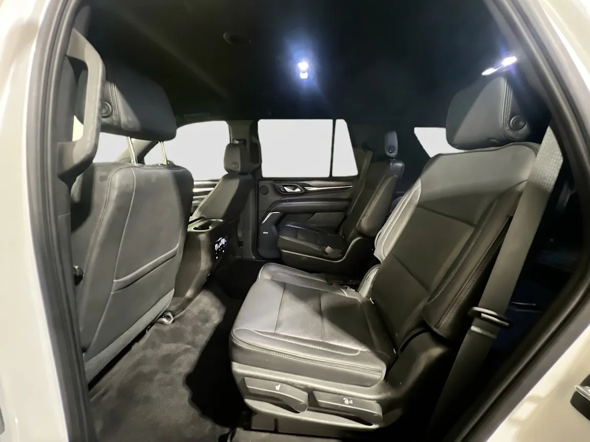 2021 GMC Yukon Denali - Photo 18