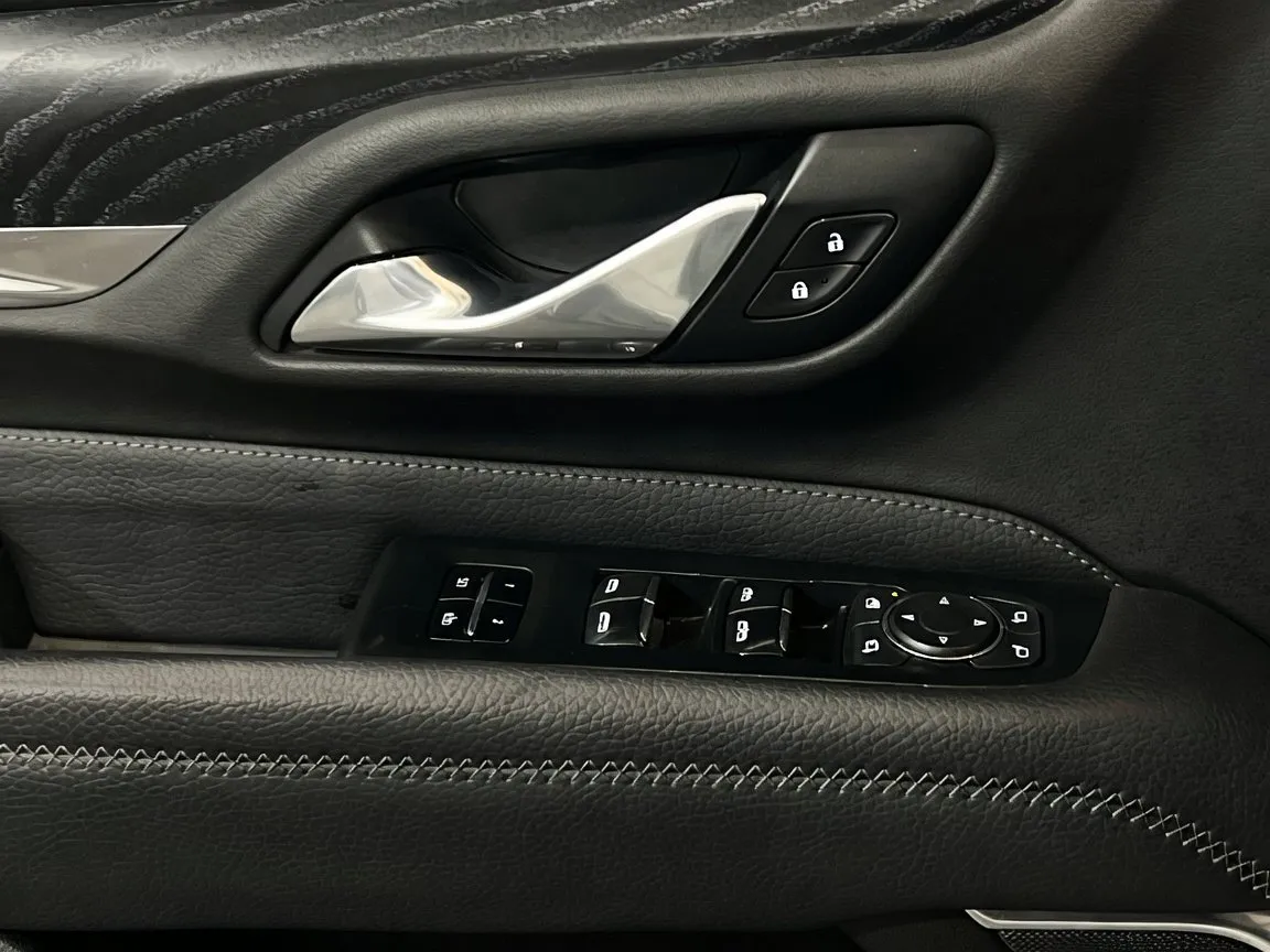 2021 GMC Yukon Denali - Photo 14