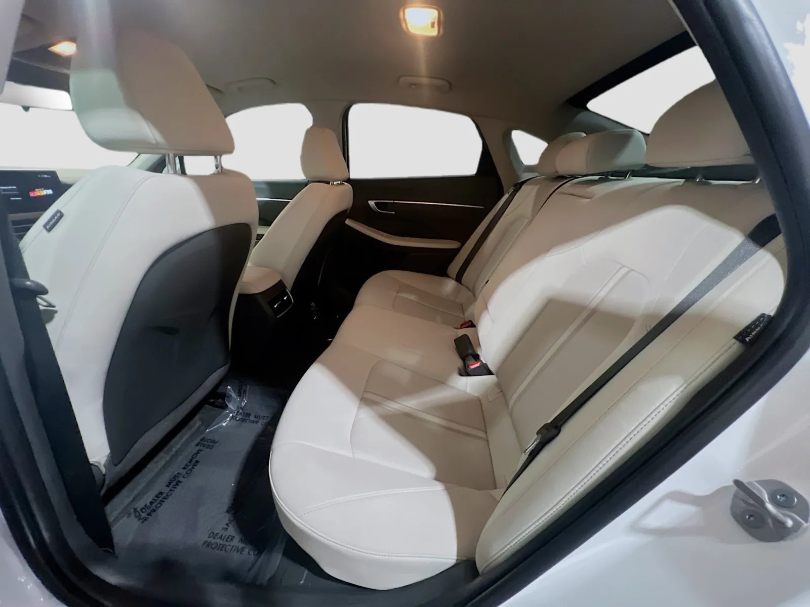 2024 Hyundai Sonata Hybrid SEL - Photo 16