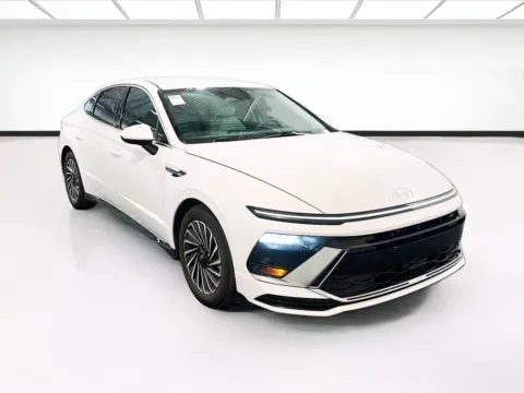 Another view of 2024 Hyundai Sonata Hybrid SEL for sale in Chandler, AZ at STG Chandler