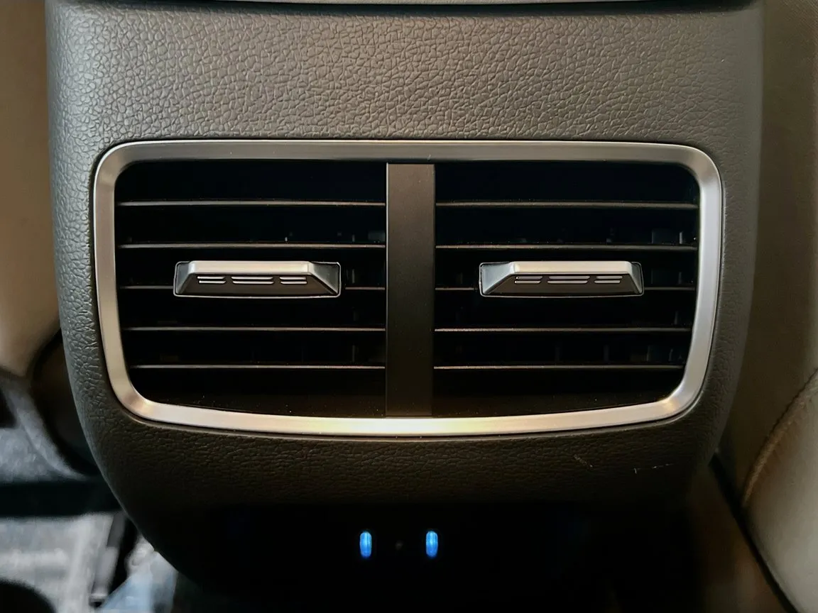 2024 Hyundai Sonata Hybrid SEL - Photo 17