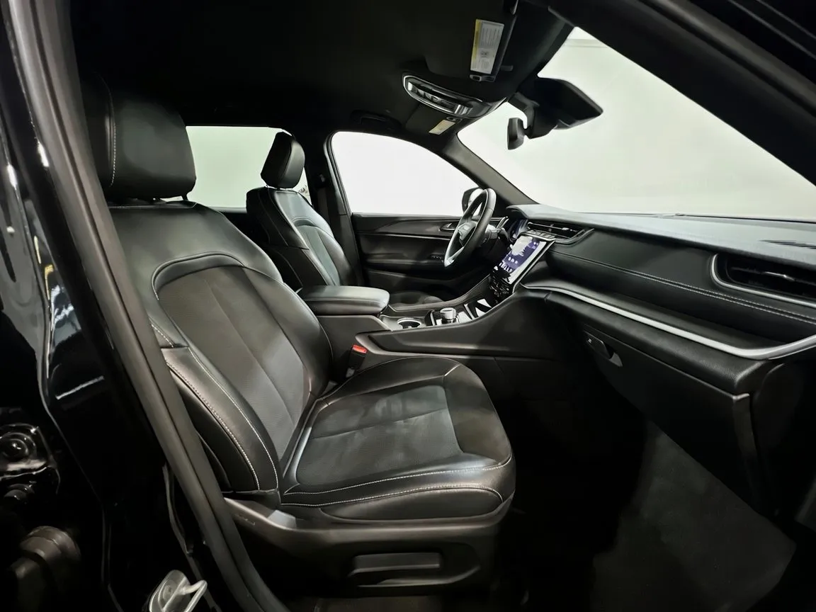 2024 Jeep Grand Cherokee L Altitude - Photo 20
