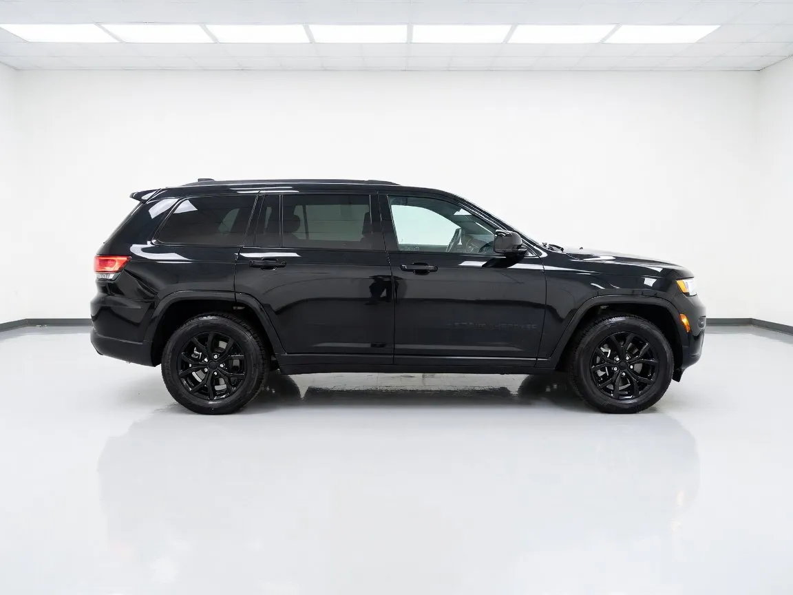 2024 Jeep Grand Cherokee L Altitude - Photo 23