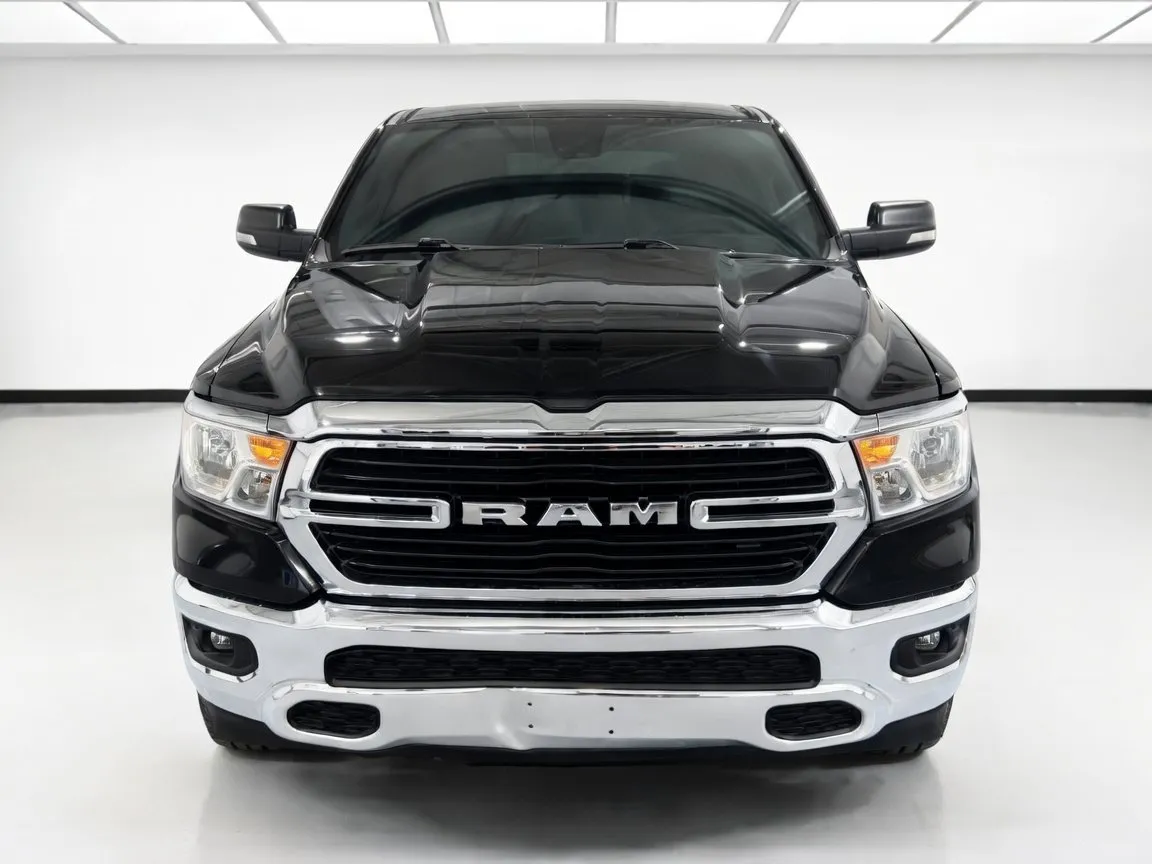 Ram 1500 photo 2