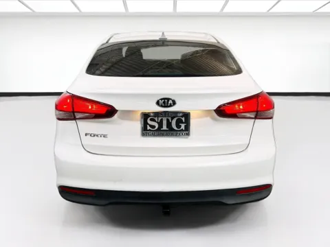 More photos of 2017 Kia Forte LX at STG Chandler, AZ