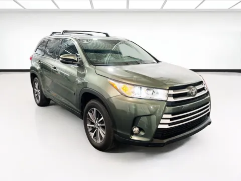 Another view of 2018 Toyota Highlander XLE for sale in Chandler, AZ at STG Chandler