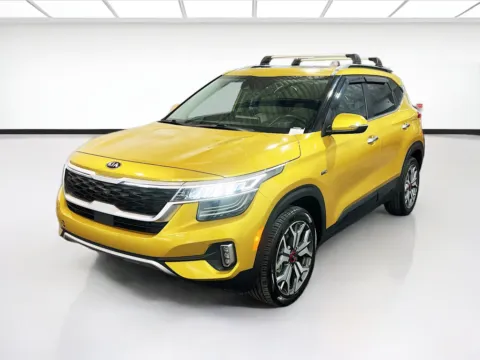 Yellow 2021 Kia Seltos SX for sale in Chandler, AZ