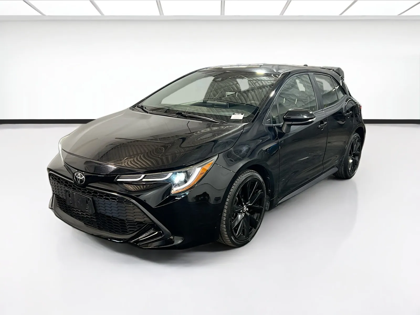 Black 2020 Toyota Corolla Hatchback SE Nightshade Edition for sale in Chandler, AZ