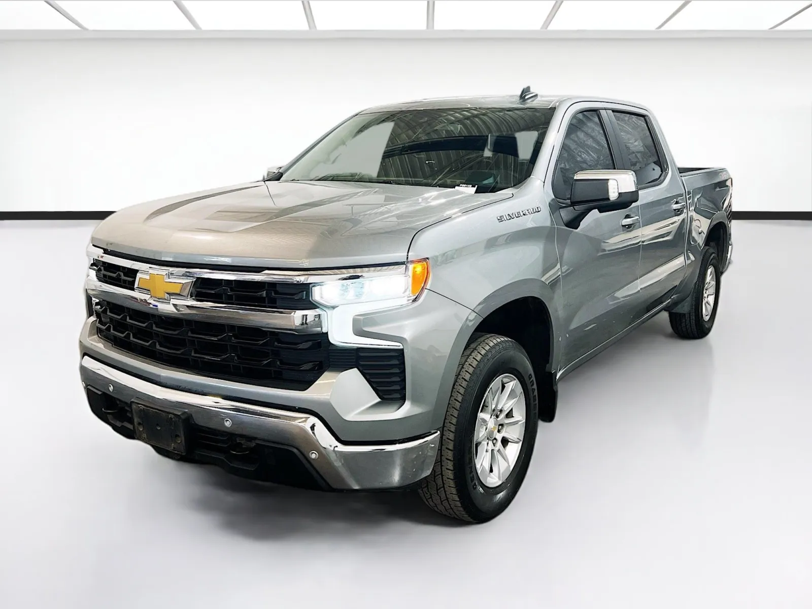 Gray 2024 Chevrolet Silverado 1500 LT for sale in Chandler, AZ