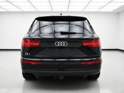 More photos of 2019 Audi Q7 Prestige at STG Chandler, AZ