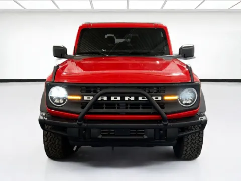 Photos of 2024 Ford Bronco Black Diamond for sale in Chandler, AZ at STG Chandler