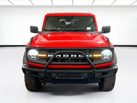 Photos of 2024 Ford Bronco Black Diamond for sale in Chandler, AZ at STG Chandler