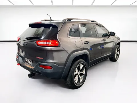 More photos of 2018 Jeep Cherokee Trailhawk at STG Chandler, AZ
