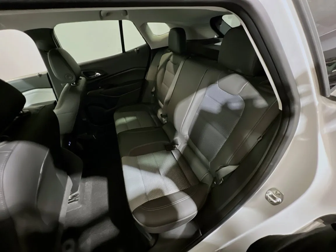 Chevrolet Trax photo 16