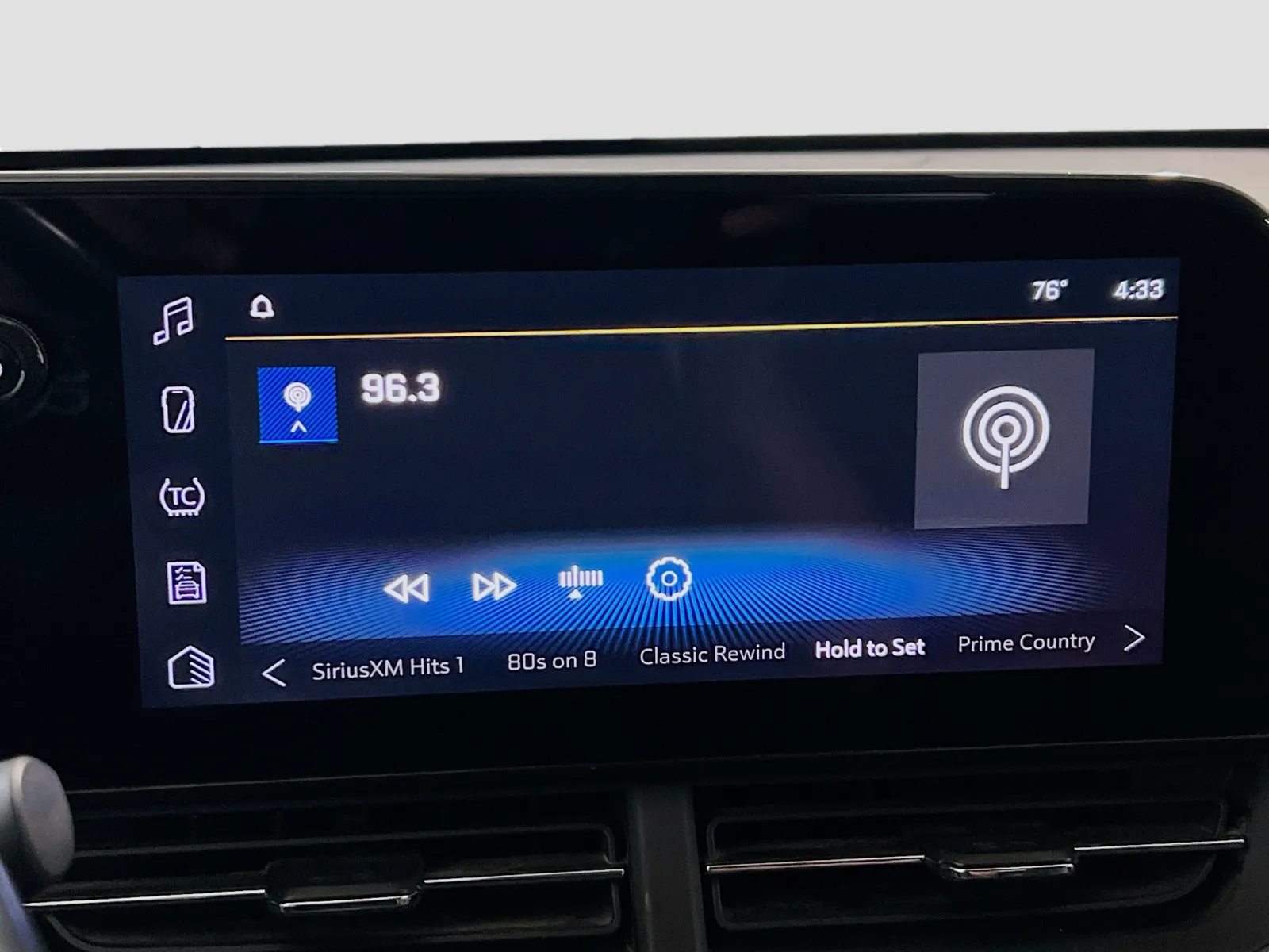 Chevrolet Trax photo 10