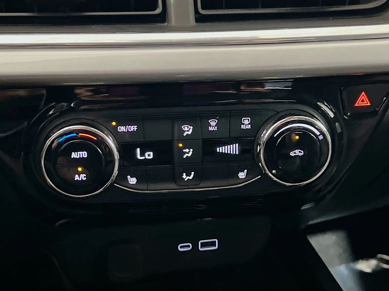 Chevrolet Trax photo 11