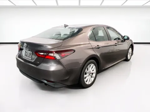 More photos of 2021 Toyota Camry LE at STG Chandler, AZ