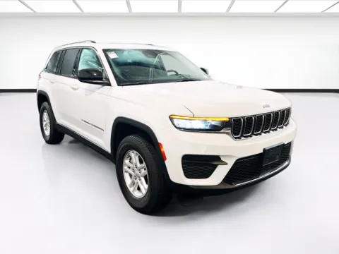 Another view of 2023 Jeep Grand Cherokee Laredo for sale in Chandler, AZ at STG Chandler