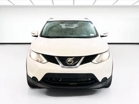 Photos of 2018 Nissan Rogue Sport SV for sale in Chandler, AZ at STG Chandler