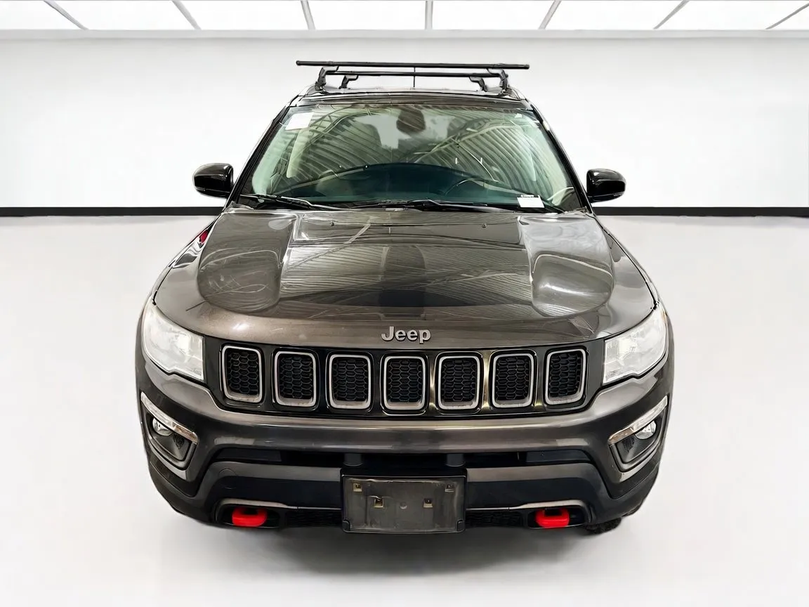 Jeep Compass photo 2