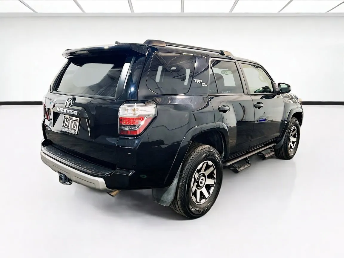 Toyota 4Runner photo 4