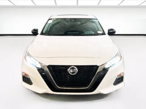 Photos of 2021 Nissan Altima 2.5 SR for sale in Chandler, AZ at STG Chandler