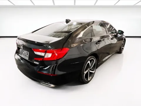 More photos of 2021 Honda Accord Sedan Sport SE at STG Chandler, AZ