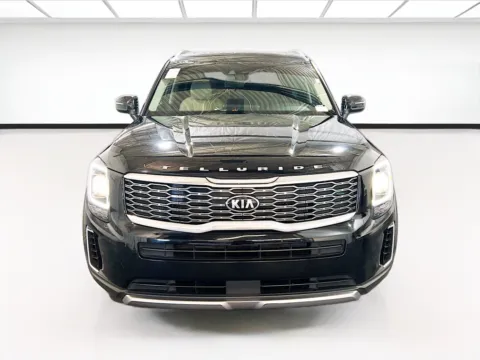 Photos of 2020 Kia Telluride EX for sale in Chandler, AZ at STG Chandler