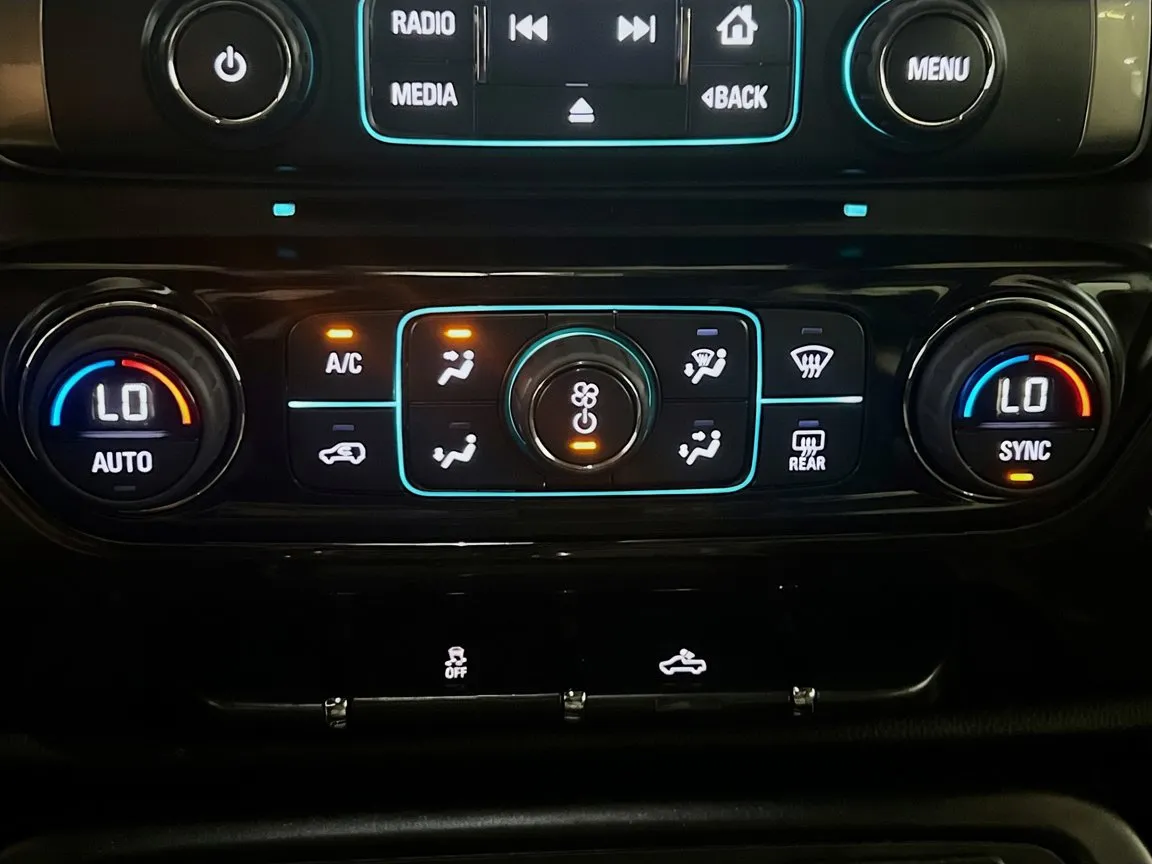 2018 Chevrolet Silverado 1500 LT - Photo 11
