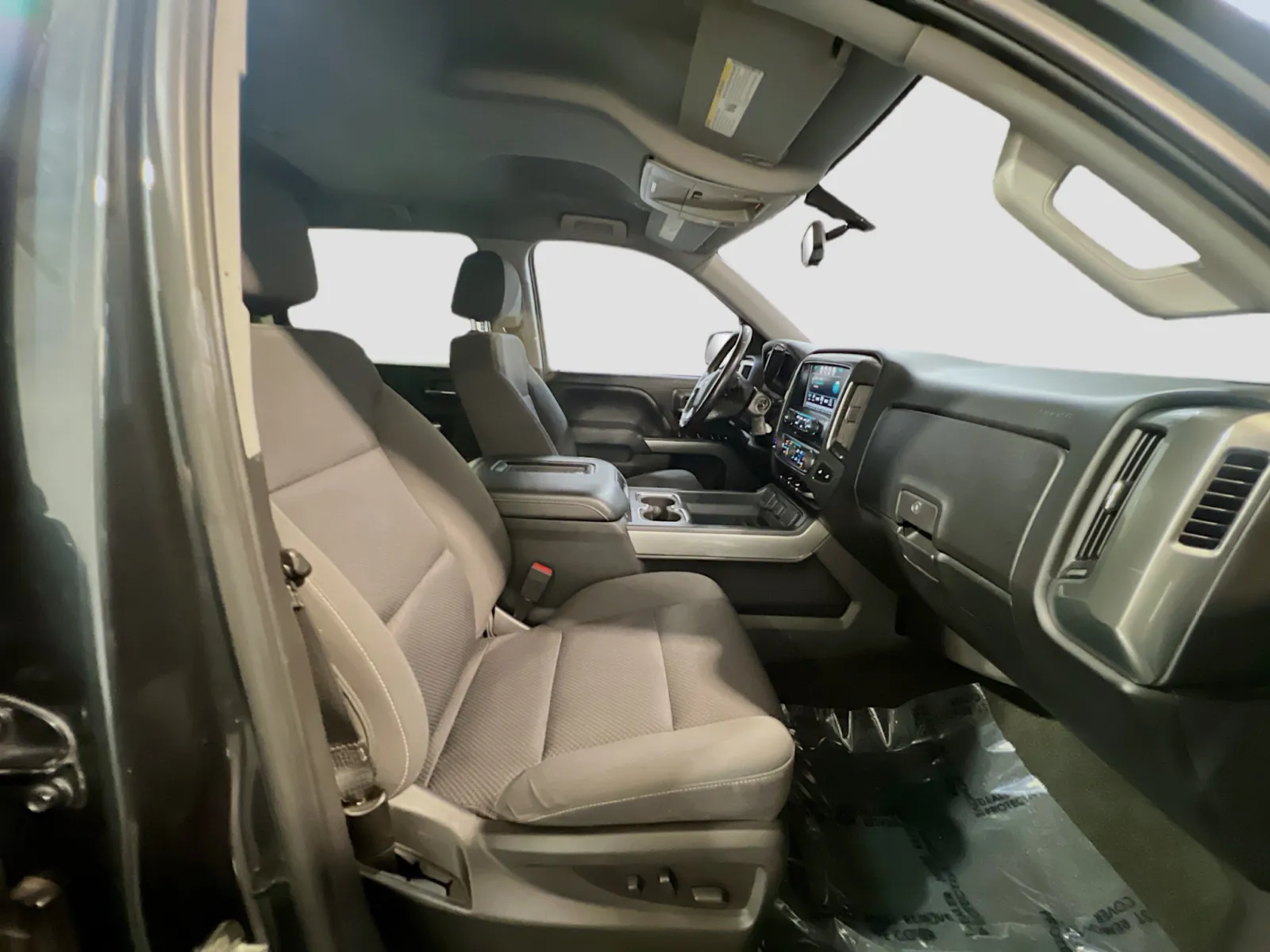 2018 Chevrolet Silverado 1500 LT - Photo 18