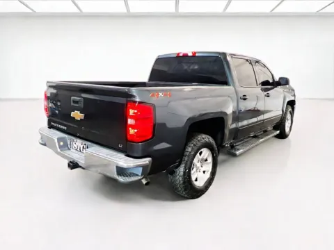 More photos of 2018 Chevrolet Silverado 1500 LT at STG Chandler, AZ