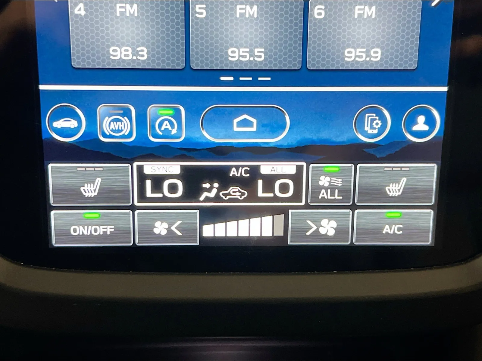 2025 Subaru Forester Sport - Photo 11