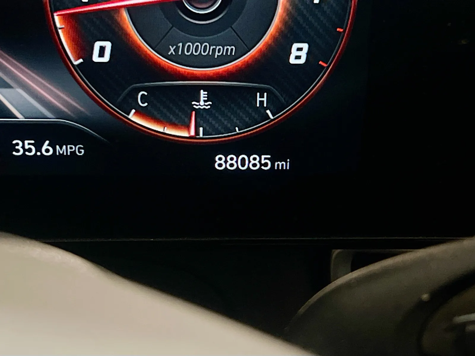 Hyundai Elantra photo 8